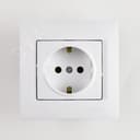 KARINA Розетка с/з ПБТ белая (10шт/120шт) Lezard