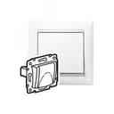 VALENA Розетка с заземлением с крышкой в рамку белая 694270 LEGRAND