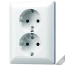 Штепсельная розетка двойная с шторками  SCHUKO 16A 250В. Материал- термопласт. Цвет- белый.