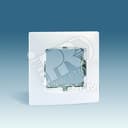 Рамка с суппортом на 1 широкий или 2 узких модуля без лапок дюропласт 85х85мм слоновая кость Simon