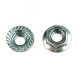 Гайка М6 с насечкой препятствующей откручиванию inox CM100600INOX DKC