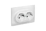 Розетка 2-м SKANDY 16А с заземл. защ. шторки в сборе SK-R07W арктич. бел. IEK SK-R24-16-K01-F
