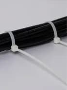 Хомут кабельный 4.8х300 нейл. бел. (уп.100шт) IEK UHH31-D048-300-100