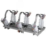 Разъединитель высоковольтный РЛК-1а-IV-10/400-УХЛ1- (в комплекте с ПР-01-7-УХЛ1 и КМЧ H=6500) КЭАЗ