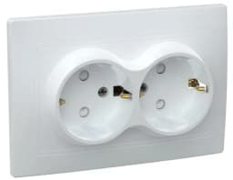Розетка 2-м СП Кварта РСш12-3-КБ 16А IP20 с заземл. защ. шторки бел. IEK ERK21-K01-16-DM