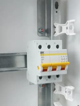 Выключатель нагрузки (мини-рубильник) 3п 40А ВН-32 KARAT IEK MNV10-3-040