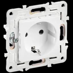 SKANDY Розетка с заземлением с защитными шторками 16А SK-R04W арктический белый IEK