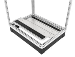 Панель с щеточным вводом концевая 200 мм RS52 00.80