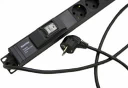 Блок розеток Hyperline SHE-15SH-3IEC-B-2.5EU