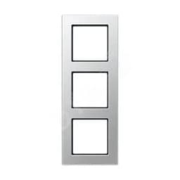 Рамка 3-я для горизонтальной/вертикальной установки Серия- A550 Материал- термопласт. Цвет- алюминий