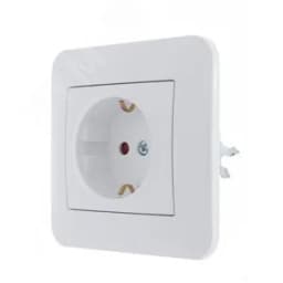 KARINA Розетка с защитой от детей керамика белая (10шт/120шт)