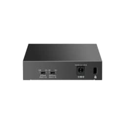 Настольный коммутатор с 5 гигабитными портами (4 порта PoE+) LS105GP TP-Link