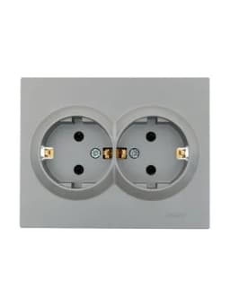 Розетка 2-м СП VESNA с заземл. ПБТ платина LEZARD 742-3500-127B