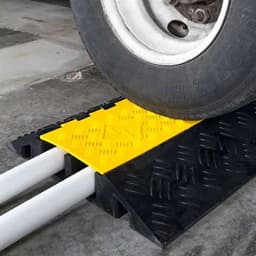 Кабель-канал 79х93/86мм 18т ККР-2-18Б