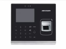 Терминал учета рабочего времени Hikvision DSK1T201MF со считывателями Mifare карт и отпечатков пальцев