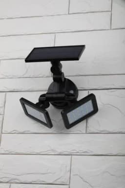 Светильник садовый фасадный ERAFS020-41 2х24LED 180лм с двумя световыми панелями солнечная батарея ЭРА Б0044489