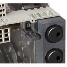 Блокировка вкатывания при открытой дверце Schneider Electric