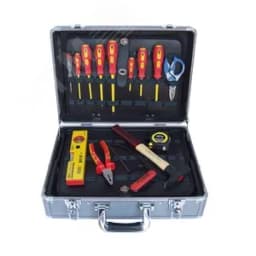 Набор инструментов в алюминиевом кейсе
