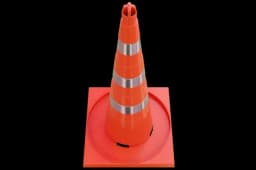 Конус дорожный - КС-3.8 - 750 мм мягкий, квадратное основание, 3 светоотражающие полосы.