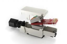 Разъем RJ-45 (8P8C) под витую пару Hyperline PLUF-8P8C-S-C6-SH