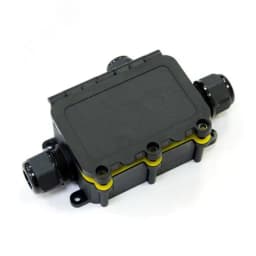 Распределительная коробка с откидной крышкой 3-вводная IP68 ПА66 40А 450В d3,5-12 мм 131х80х37 PR08.13152 Промрукав