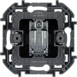 Розетка телевизионная TV Inspiria 2дБ 0-2400мГц с топологией «звезда» механизм бел. Leg 673850