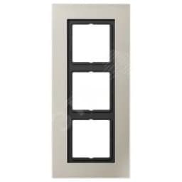 Рамка 3-я для горизонтальной/вертикальной установки Серия- LS plus Материал- металл Цвет- нержавеющая сталь JUNG