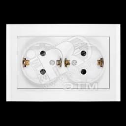 Розетка Бриллиант двойная с заземлением с защитной шторкой белая