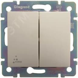 VALENA Переключатель двухклавишный на 2 направления 10A IP44 слоновая кость