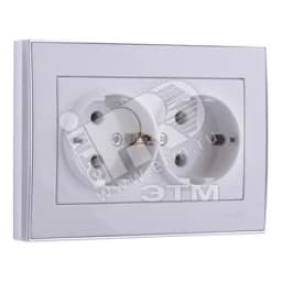 RAIN Розетка двойная с заземлением керамика белая с боковой вставкой хром Lezard