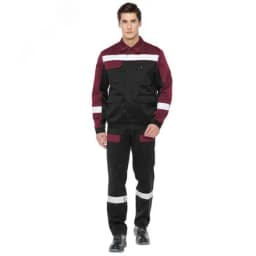 Костюм мужской Спецус с полукомбинезоном цв. черный-бордовый, р. 104-108/182-188