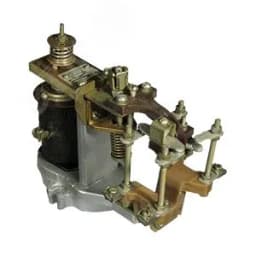 Реле контроля тока РЭВ-830 У3, 4А DC, IP00