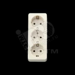 Розетка 16A 250В тройная накладная с основанием
