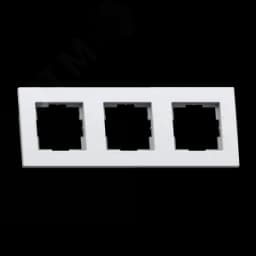 Аксиома Рамка трехместная МРФИ11.16.00.00, белый Кунцево-Электро