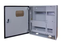 Корпус щита учета навесной со стеклом ЩУНс 1х4+1х12-СЭ1-IP54-У1-013 Узола