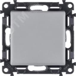 Valena LIFE Выключатель 10АХ 250В с лицевой панелью Безвинтовые зажимы Алюминий