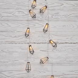 Гирлянда светодиодная Кристаллы черные 10 LED 15 м прозрачный ПВХ теплый белый свет свечения 2 х АА батарейки не в комплекте NEONNIGHT 304017