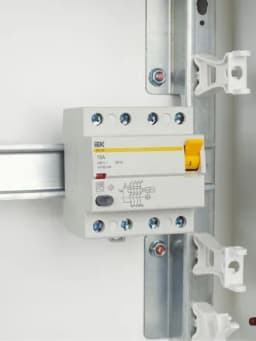 Выключатель дифференциального тока (УЗО) 4п 16А 30мА тип AC ВД1-63 KARAT IEK MDV10-4-016-030