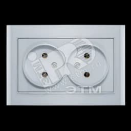 Розетка Бриллиант двойная без заземления серебро