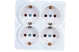 Розетка 4-м ОП 16А IP20 с заземл. бел. квадрат IONICH 1449