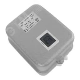 Пускатель магнитный 10А ~220В реверсивный IP54 4НО+2НЗ РТТ5-10 2А