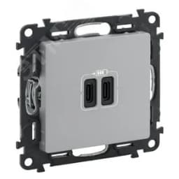 Valena LIFE.Зарядное устройство с двумя USB-разьемами тип С-тип С 240В/5В 3000мА.С лицевой панелью.Цвет Алюминий