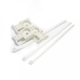 Комплект крепления площадка для прямого монтажа белая со стяжкой 2,5х100 мм